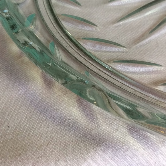 FINAL SALE PRICE Cut Glass Serving Platter + Umbrellas & Forks - Picture 4 of 8